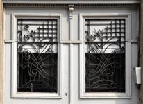 Waelhemstraat 48, Schaarbeek, deur, traliewerk (© GOB-BSO, foto APEB 2013).
