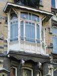 Louis Bertrandlaan 43, Schaarbeek, erker (© APEB, foto 2005).